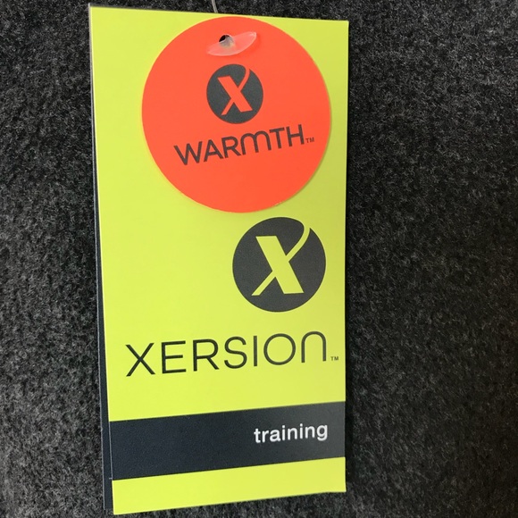 XERSION Gray Lightweight Training Fleece Pullover - Picture 3 of 6